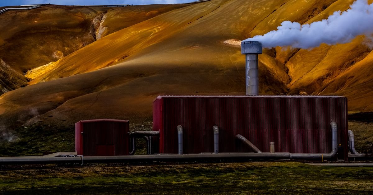 AI Data Centers Could Use Waste Heat for Cooling Efficiency