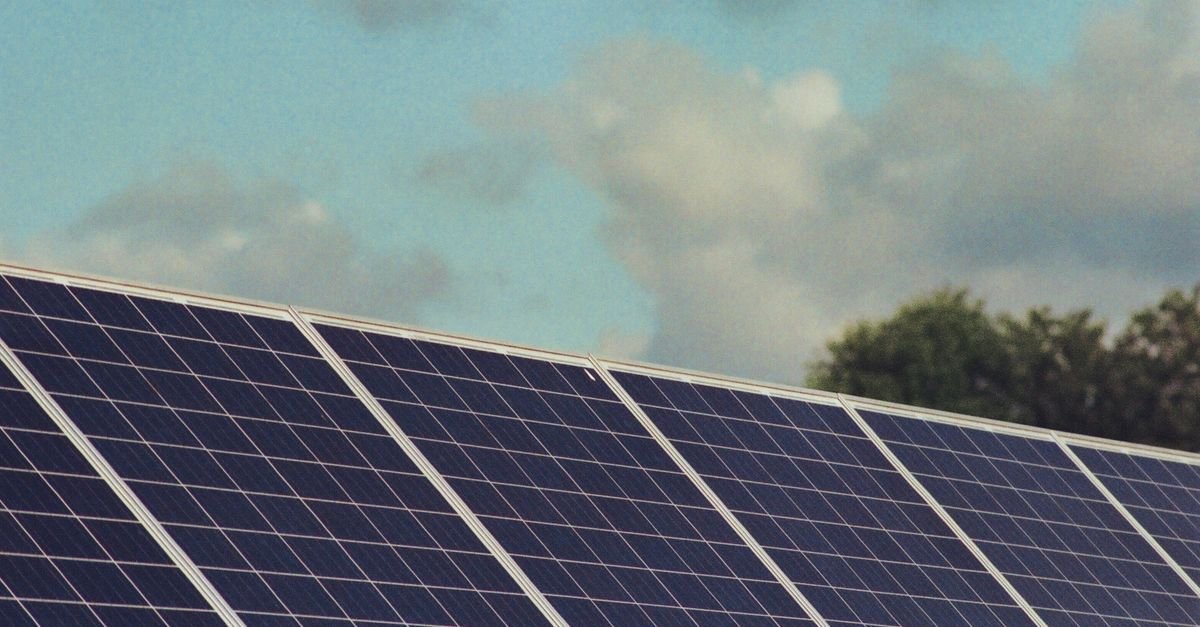 Optimized Glass Frit Composition Boosts Solar Cell Efficiency to 23.65%