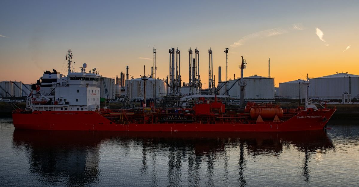 US LNG Exports Surge: Asia Corridor Reshapes Global Trade