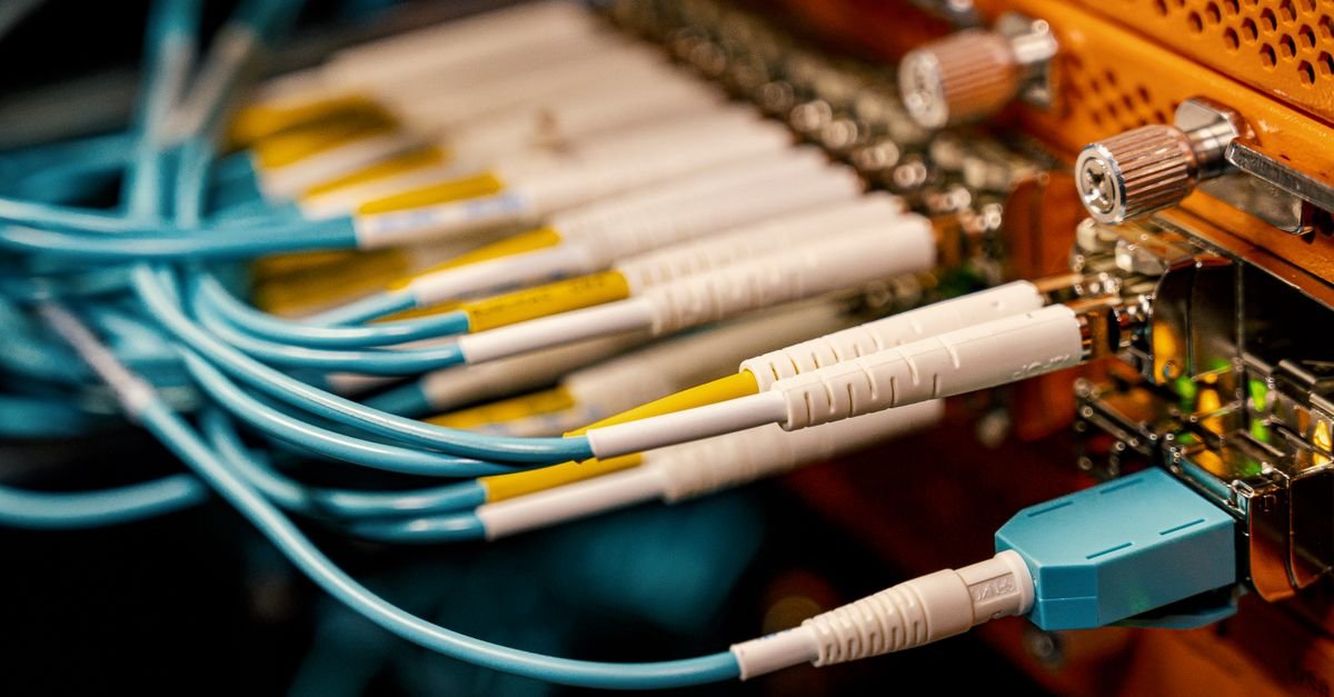 AI Compute Bottleneck Driven by Power and Labor Constraints
