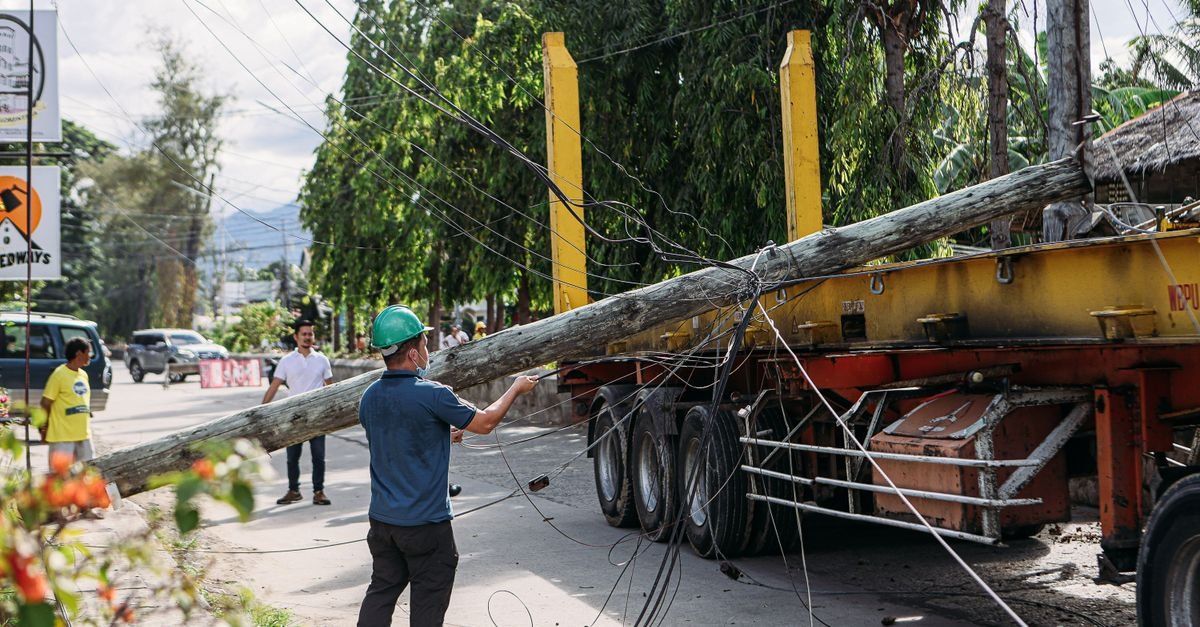 Fair Power Restoration Algorithm Prioritizes Customer Experience