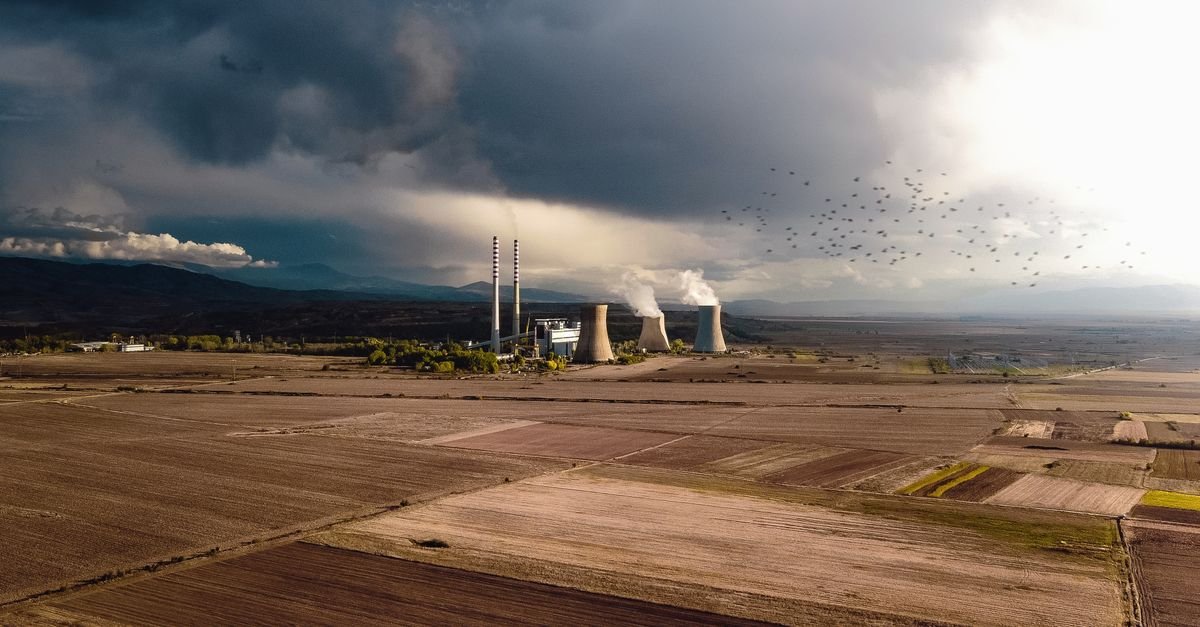 European Heatwave Strains Power Grid as Cooling Demand Surges