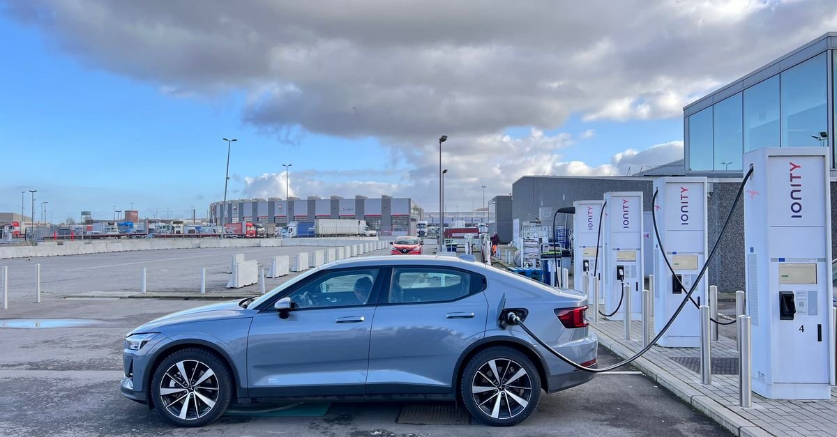 EV Charging Startup Partners With Auto Supplier On Grid Tech