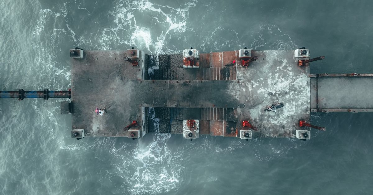 Slim's Carso Acquires TotalEnergies Stake in Gulf of Mexico Oil Field