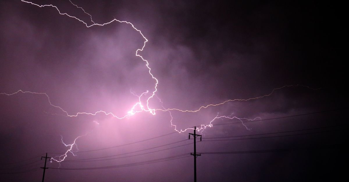 Algorithm Groups Utility Outages Into Weather Events