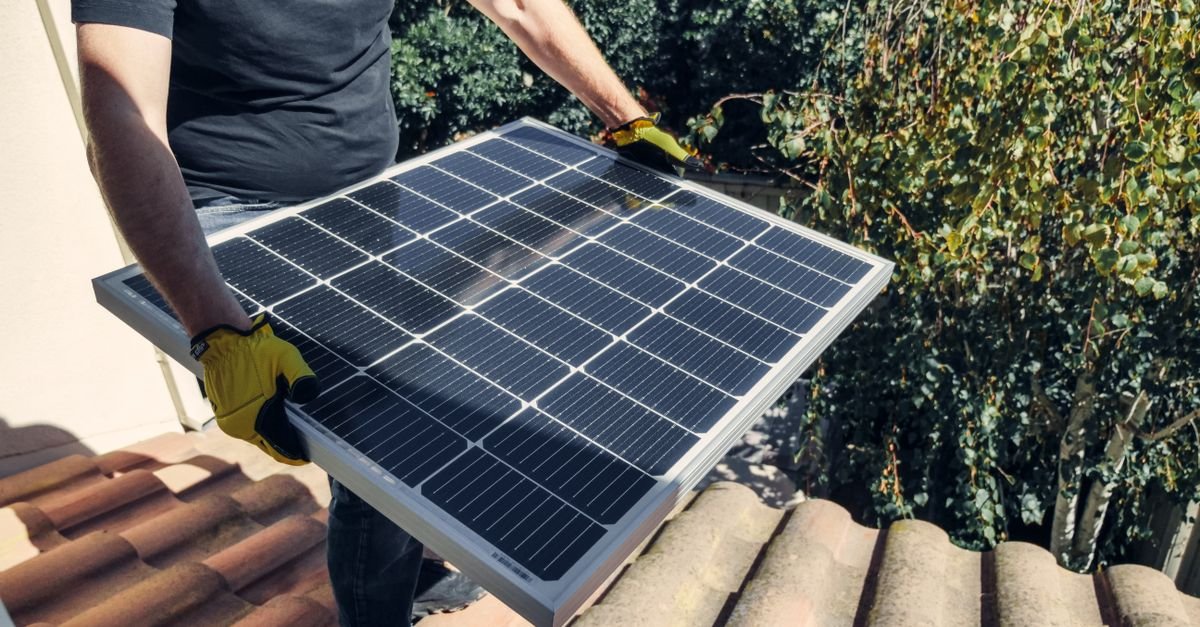 Waaree Solar Americas Lands 125 MW HJT Module Supply Deal