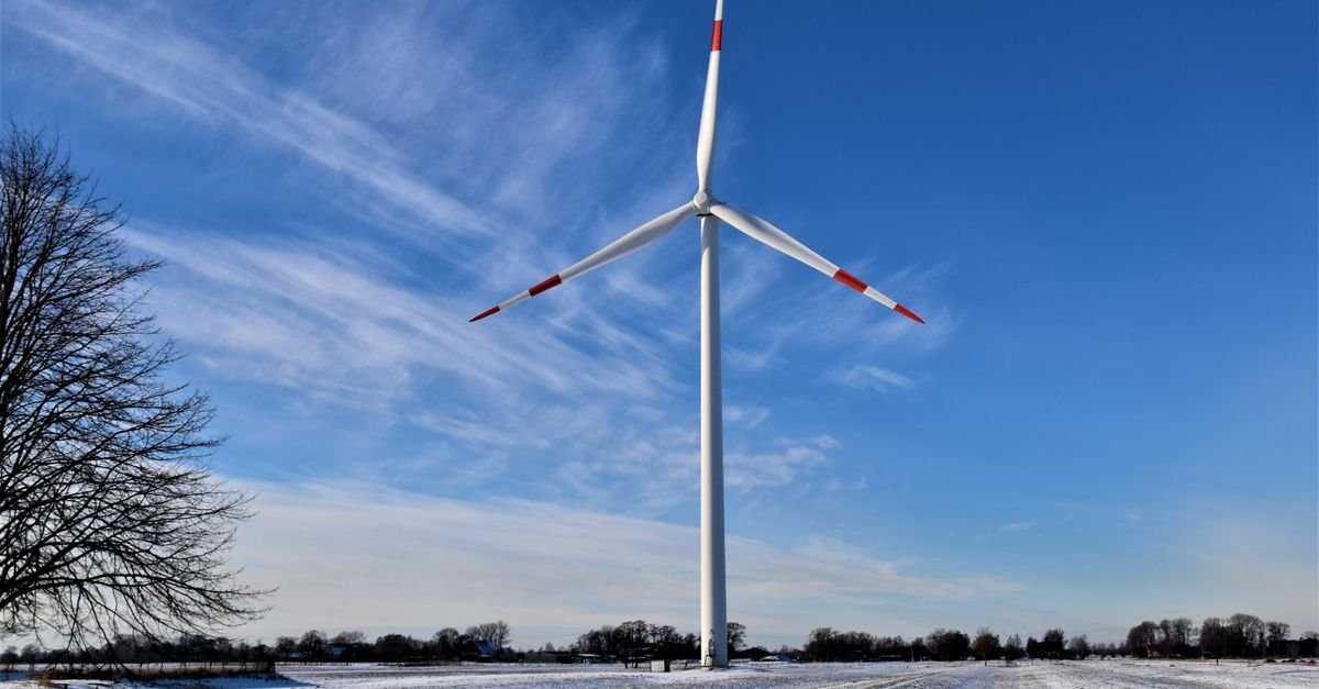 AI Acoustic System Predicts Wind Turbine Blade Icing Risk