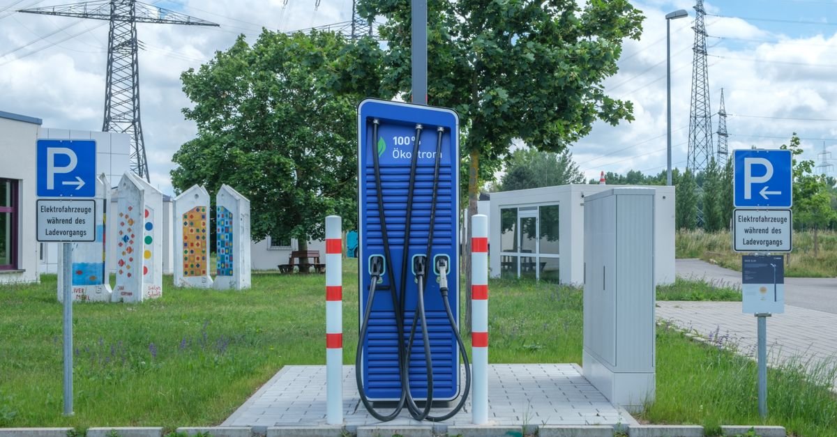 Ion Implantation Creates Oxidation-Resistant Copper for Lithium Metal Batteries