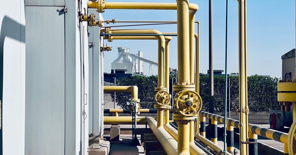 Green Hydrogen Costs Rise, Widening Gap from Conventional Sources