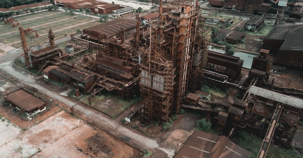 Australia's largest aluminium smelter secures $2.5B renewable transition funding