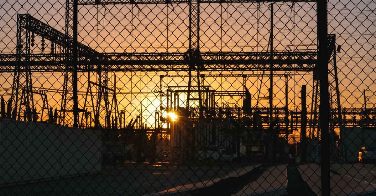 AI Framework Optimizes Voltage Control in Modern Power Grids