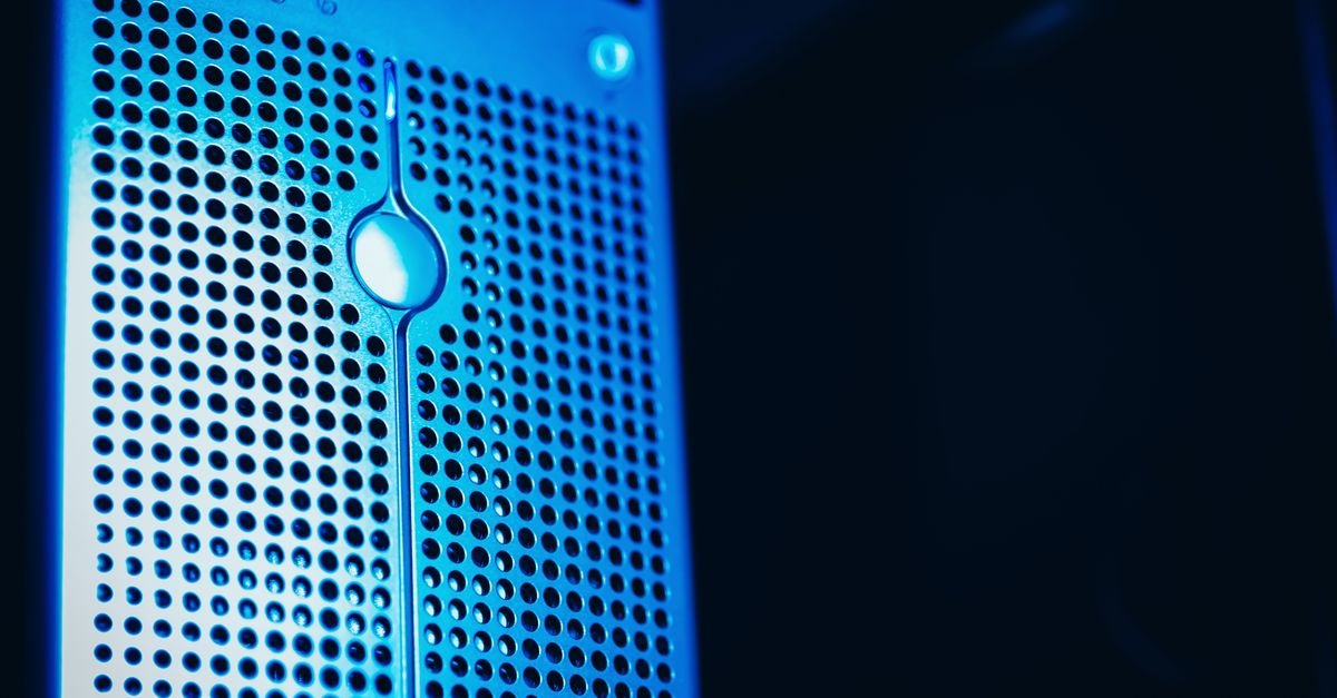 AI Data Centers Drive Battery Materials Innovation Race