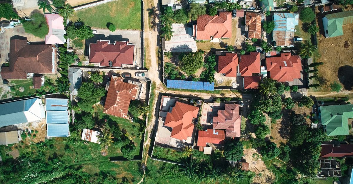 Climate Framework Guides Renewable Energy Selection for Green Homes