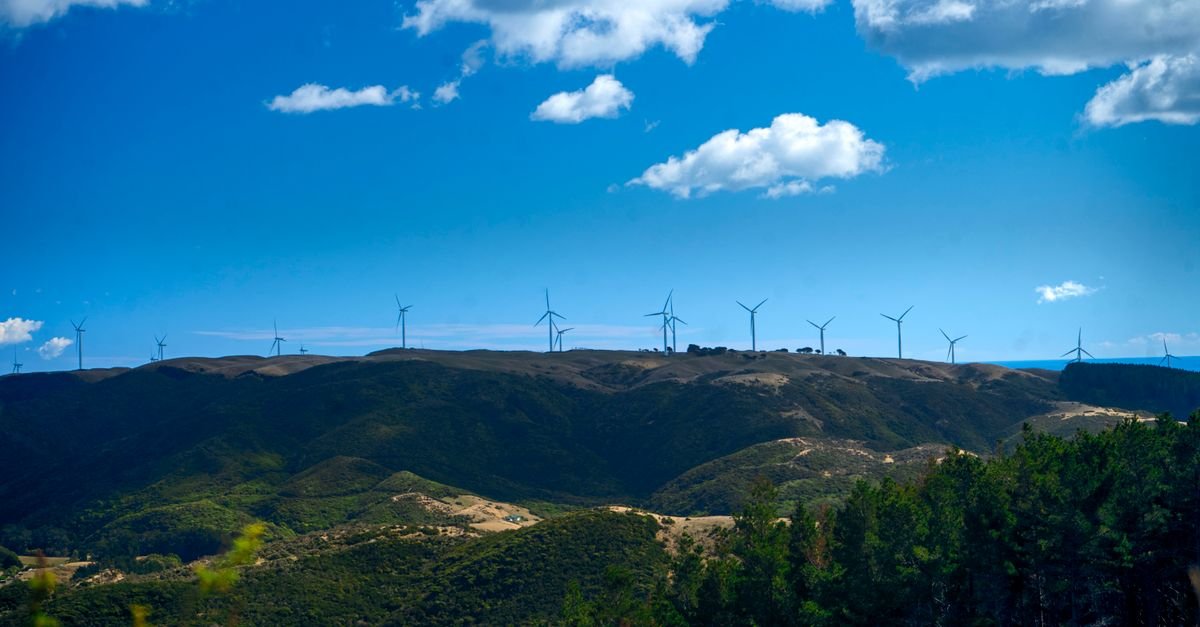 AI Algorithm Improves Solar Power Forecasting During Cloudy Weather