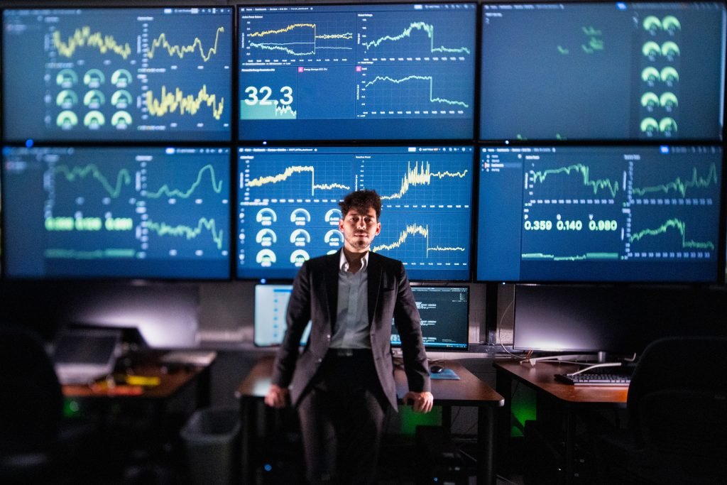 Sandia's AI controls stabilize grid voltage amid data-center boom