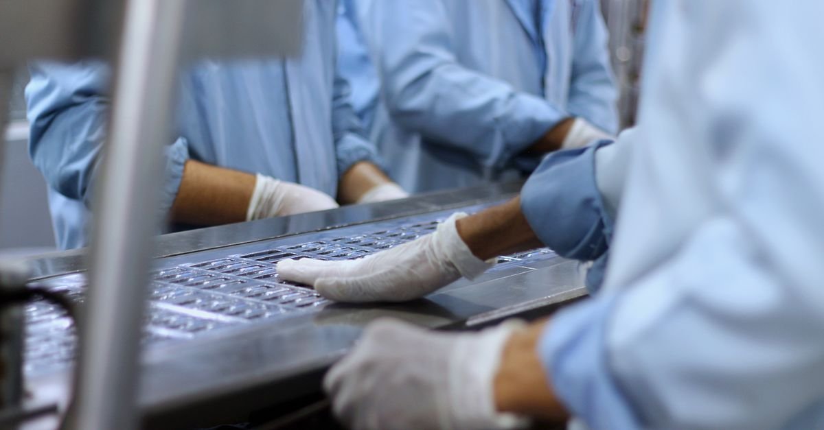 China shatters 2024 car export record ahead of schedule