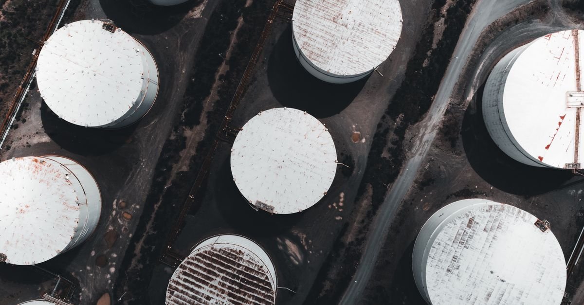 Amazon secures battery storage deal for Australian solar project