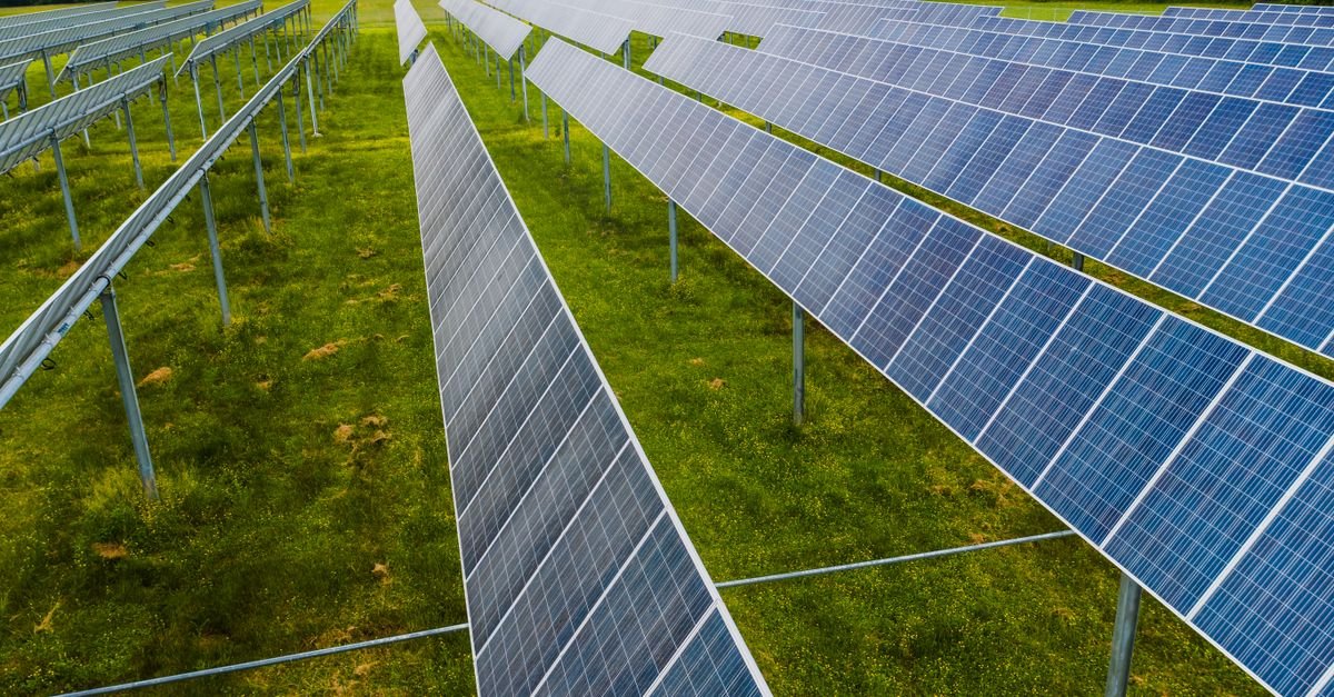 US Weighs Ban on Chinese Solar Inverters Amid Grid Security Concerns