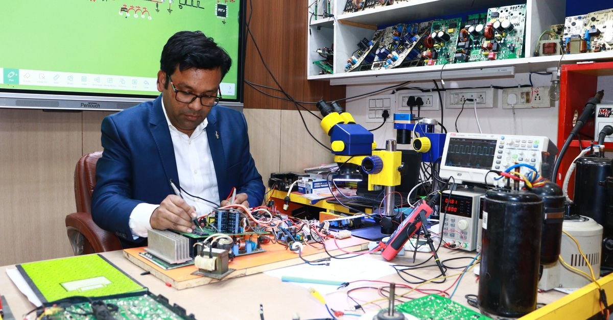 Graphene-Enhanced Polymer Films Promise Flexible Energy Storage