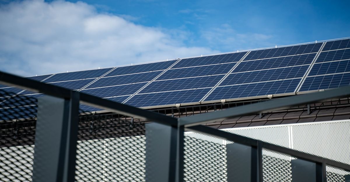 New Frequency Regulation Strategy Improves Wind-PV Grid Stability