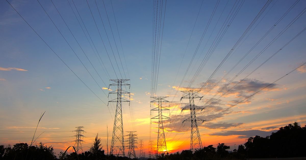 UK Grid Upgrades Lag Behind Renewable Expansion Plans