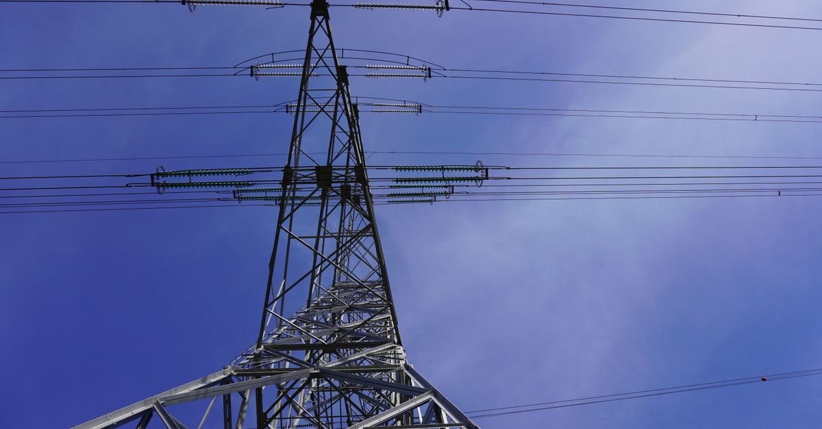 Carbon-Aware Virtual Power Plants Optimize DER Operations
