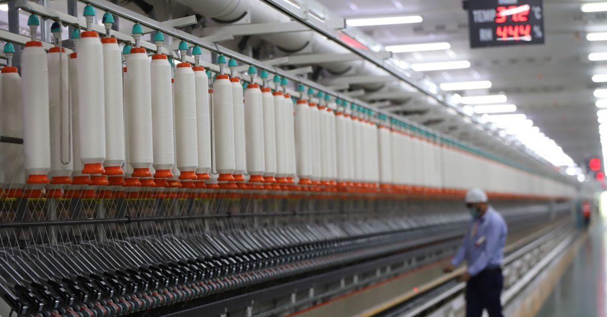 India Opens Global Bidding for 10 GWh Battery Manufacturing Under PLI