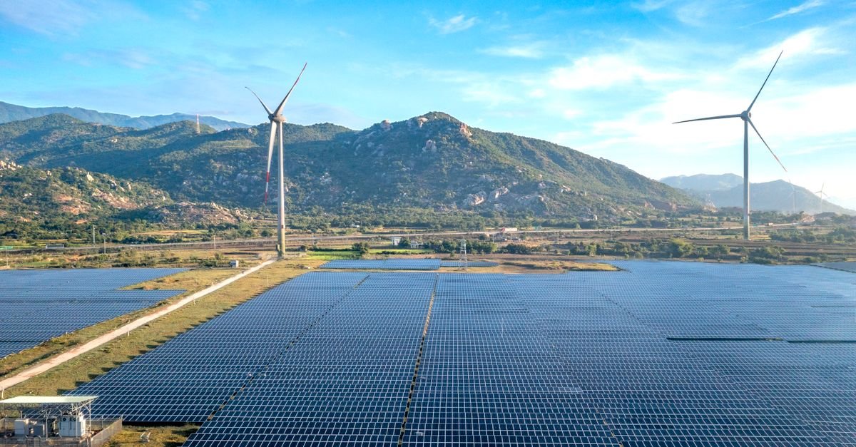 China's Coal Share Falls Below 50% as Renewables Surge