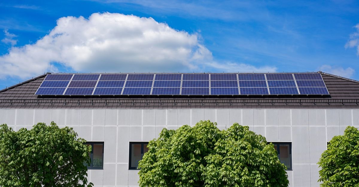 West Bengal Issues O&M Tender for Rooftop Solar Rollout