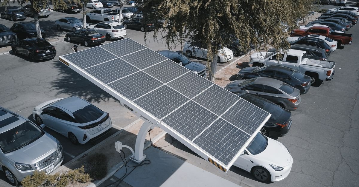 Novel recycling process recovers 97.75% silicon from end-of-life PV modules