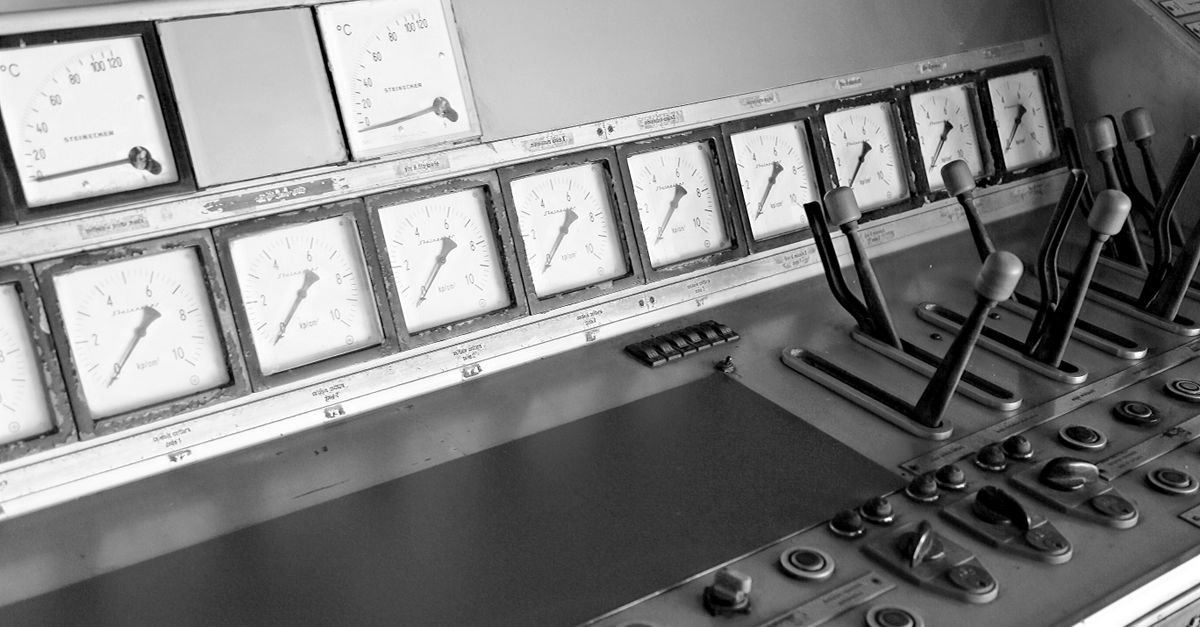 Differentiable Physics Enables Fast Parameter Tracking in Advanced Reactors