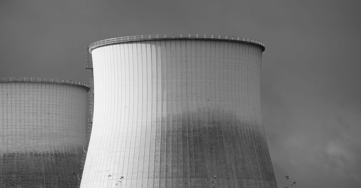 Romania Safeguards Nuclear Plant Amid Record Danube Low Water