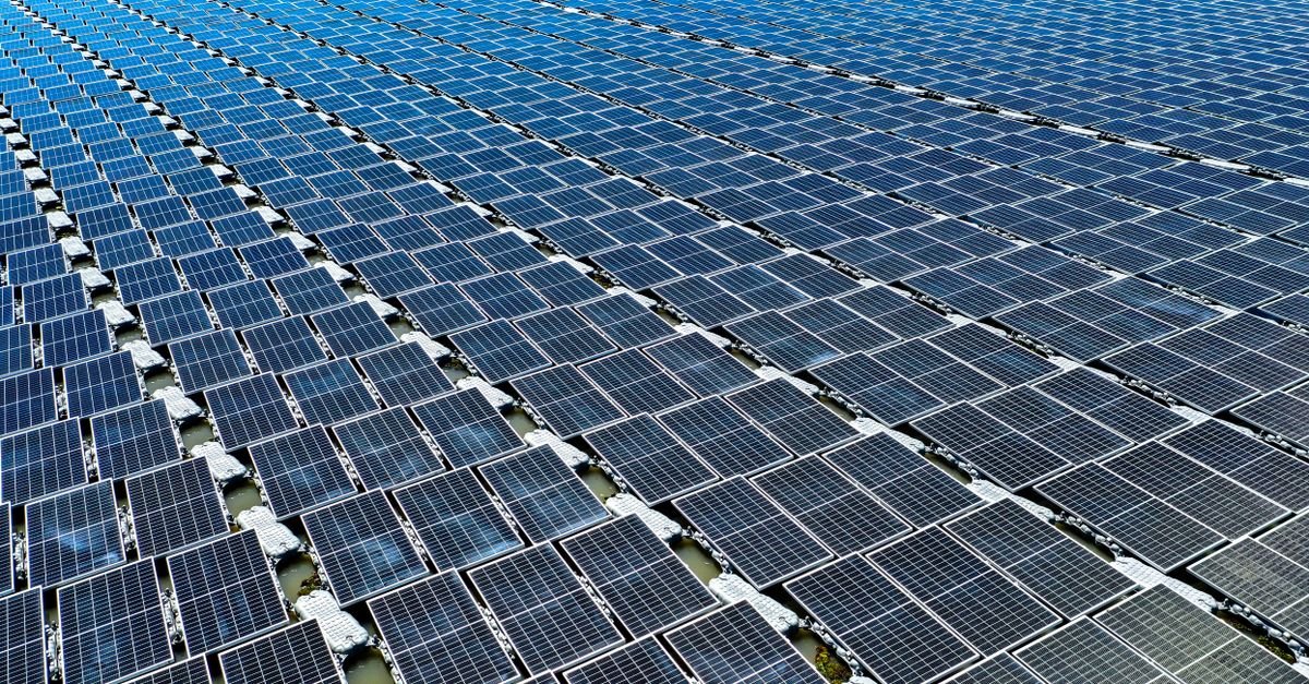 Trump Administration Drafts Ban on Chinese Solar Inverters