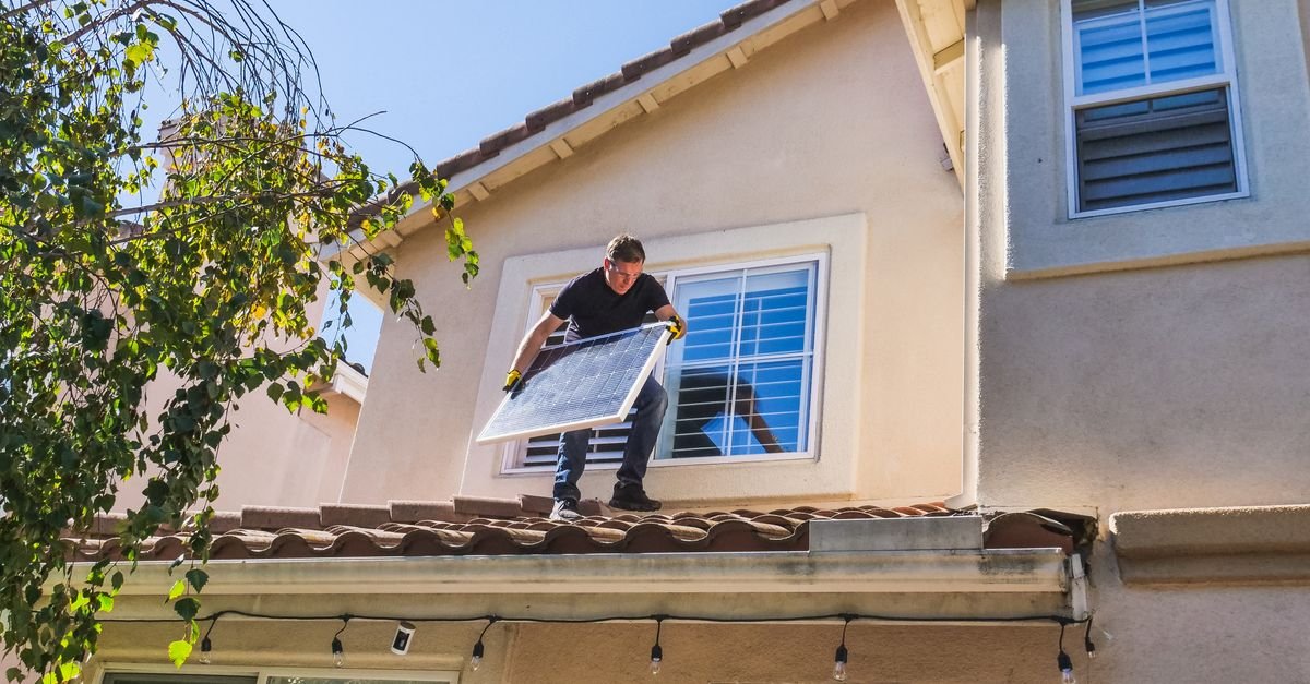 Regulator Suspends 21 Solar and Battery Installers for False Claims