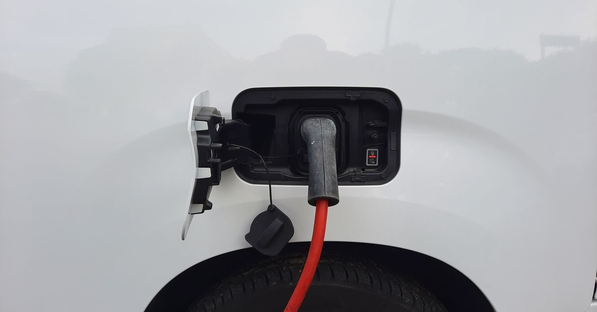 Axpo, RES, R.Power Advance Battery Storage Projects Across Europe