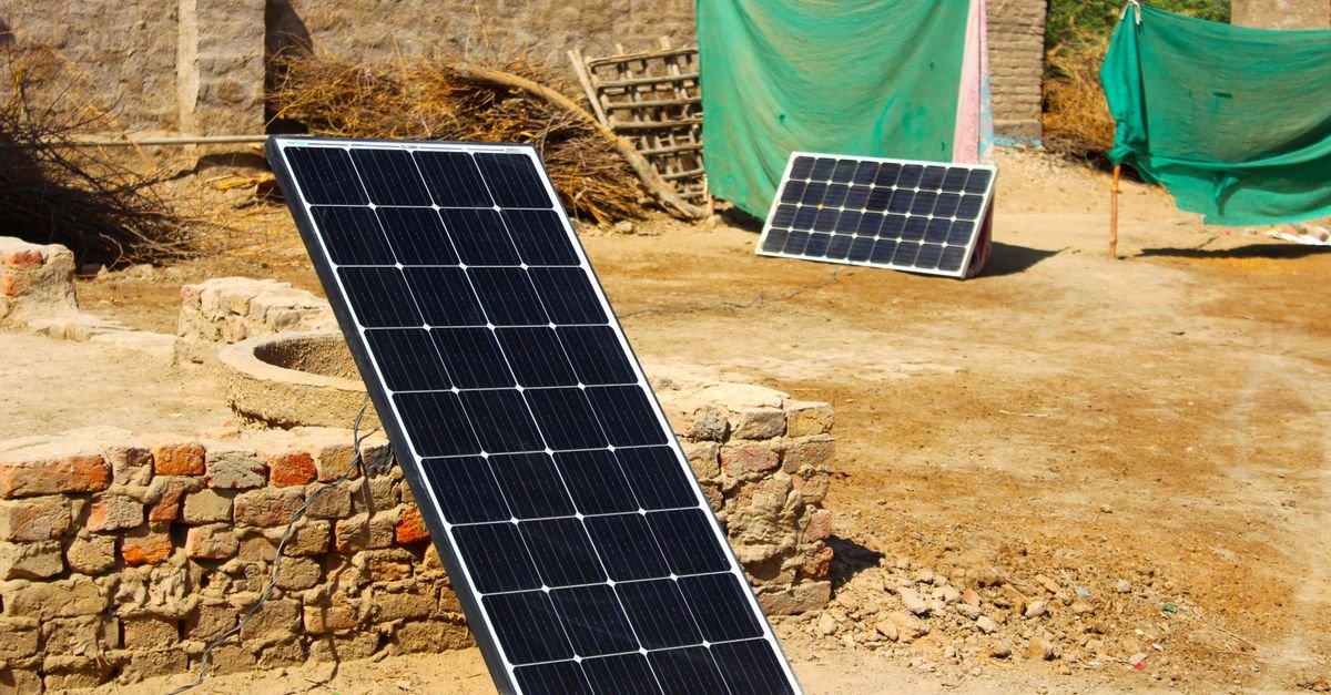 Dust Soiling Severely Threatens Water Supply Reliability in PV Pumping Systems