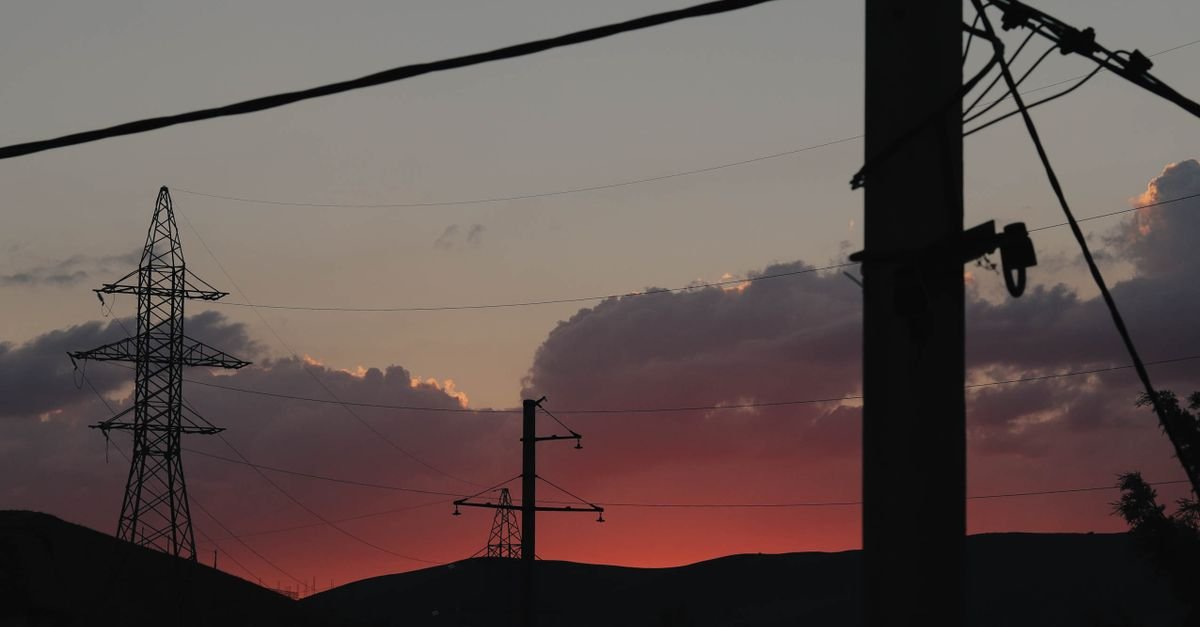 EU Electrification Plan Targets Fossil Fuel Replacement with Renewables