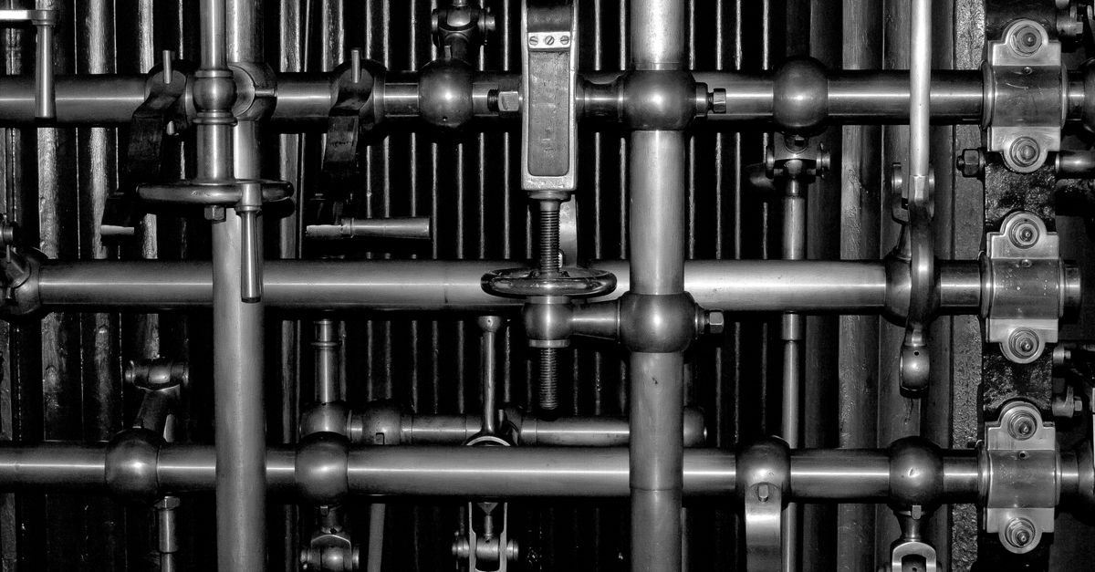 MMC-HVDC Valve Overvoltage Risk from High-Frequency Transients