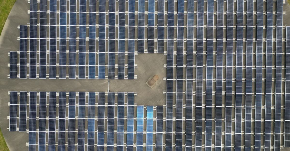 Researchers reveal silver-copper degradation in heterojunction solar cells