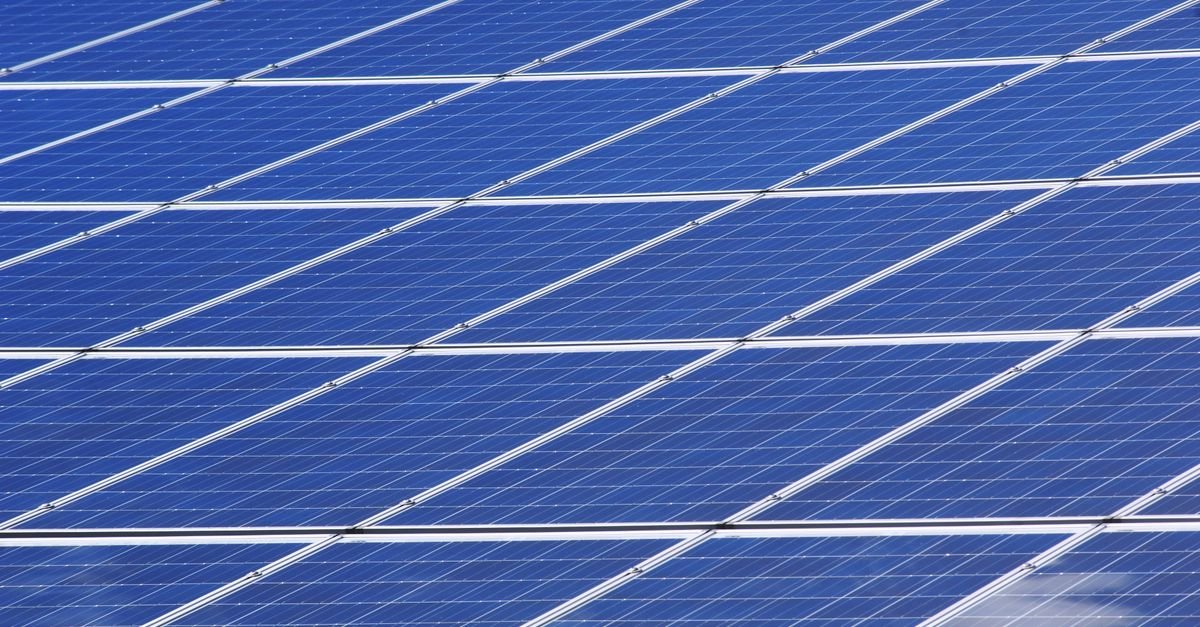 Per-Panel PV Model Improves Accuracy Under Real-World Conditions