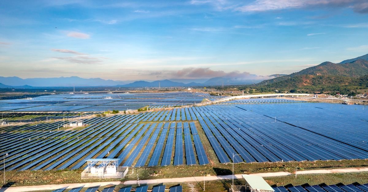Iberdrola Commissions 243MW Fénix Solar Plant in Sicily