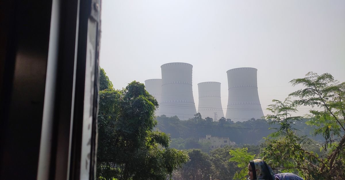 Germany Weighs Cybersecurity Curbs on Chinese Solar Inverters