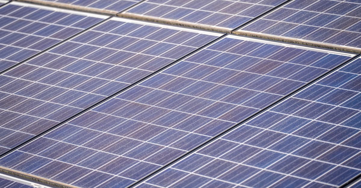 Bloom Energy Surges on Doubled Earnings and Raised Guidance