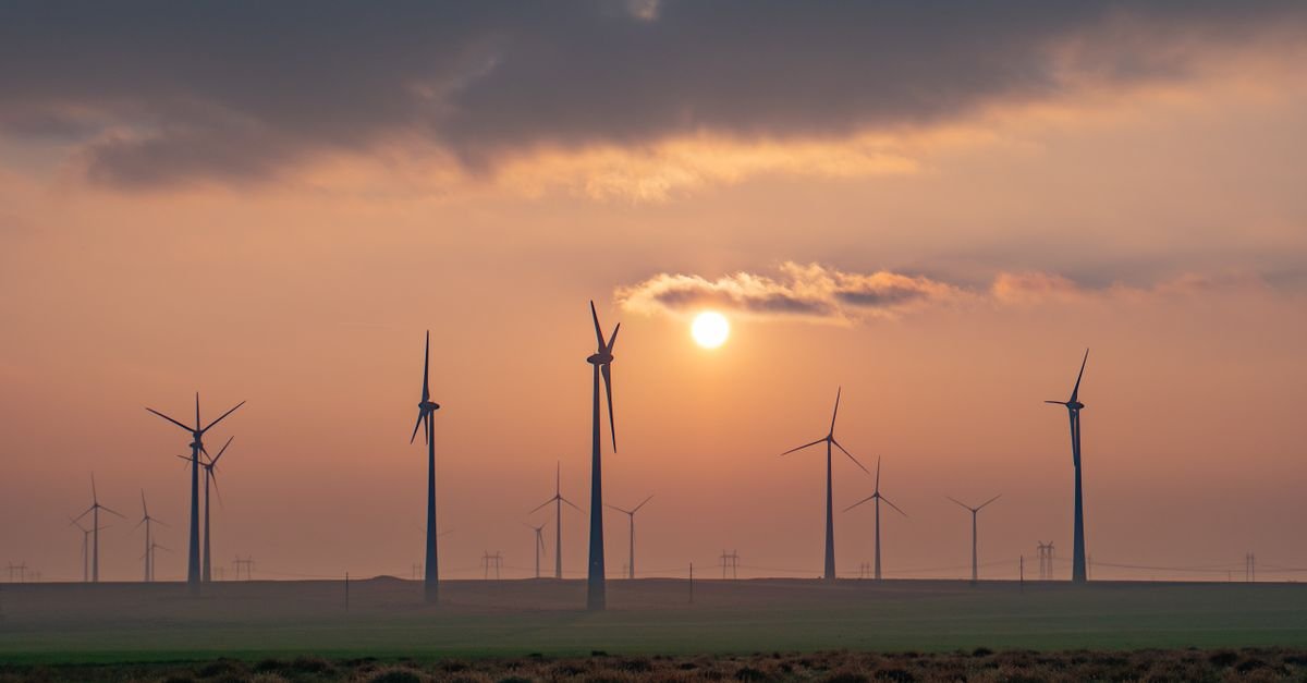Australia pursues largest hybrid renewable project for mining power