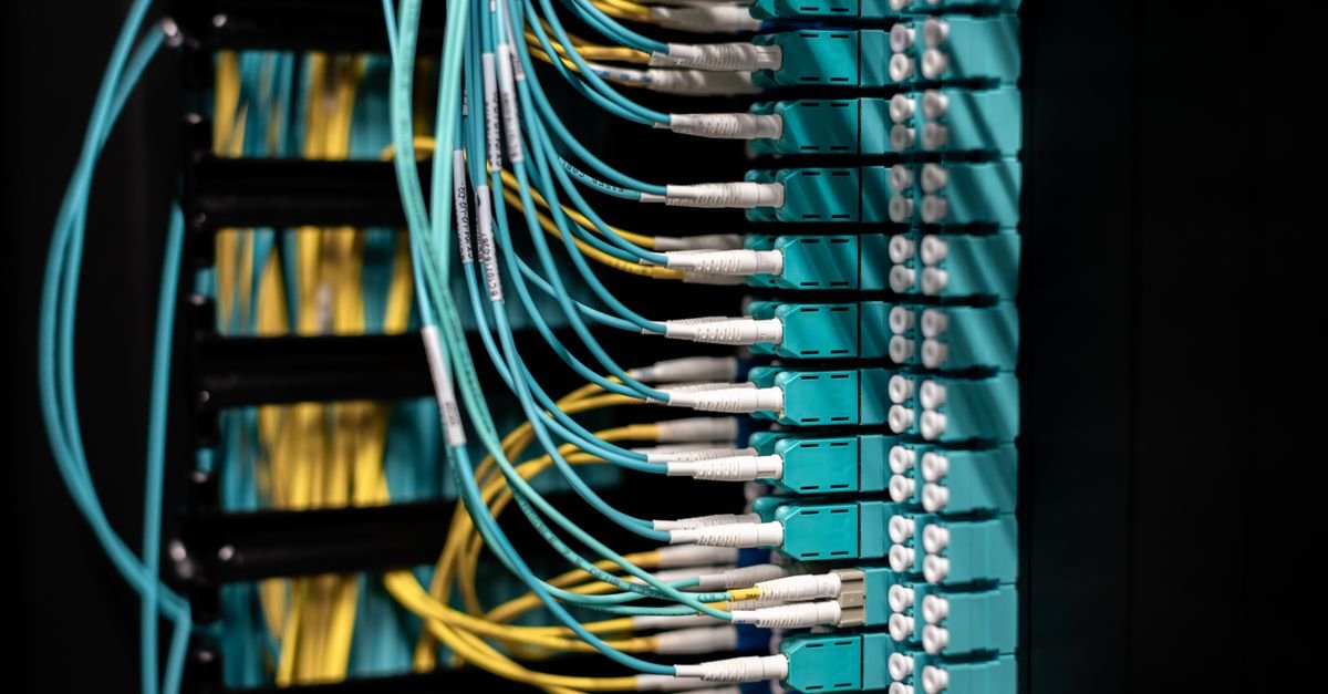 Data Center GPUs Emerge as Grid Voltage Regulators