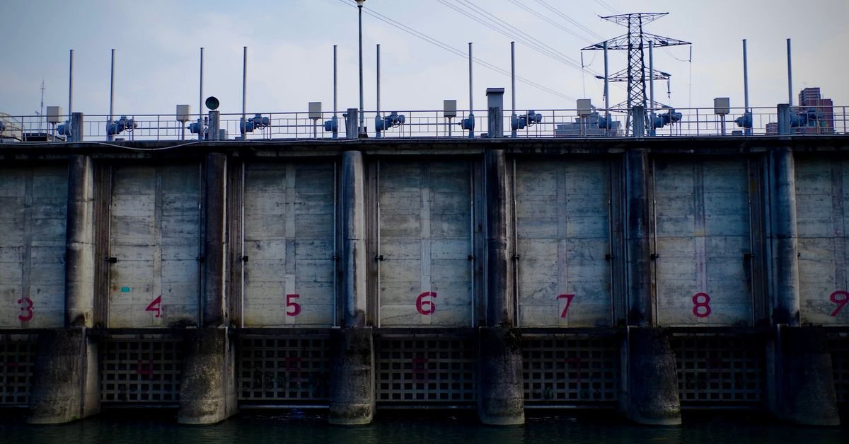 Two-Stage Risk Strategy Optimizes Dispatch During Cold Wave Wind Integration