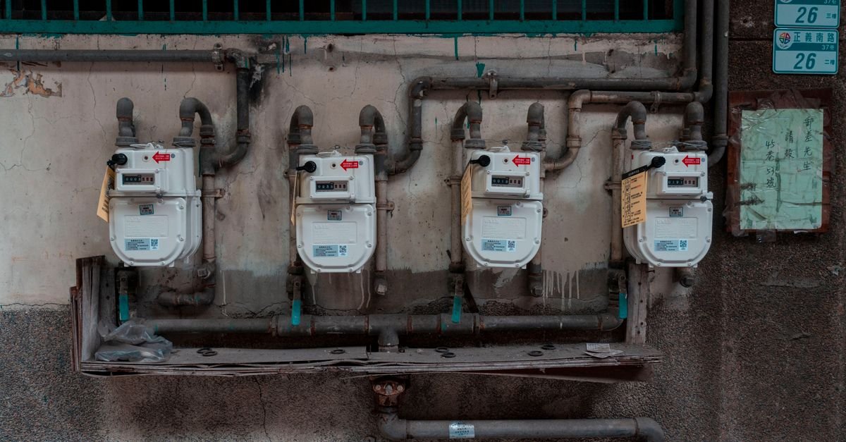 Quantum Control Framework Ensures HVAC Safety Despite Model Errors