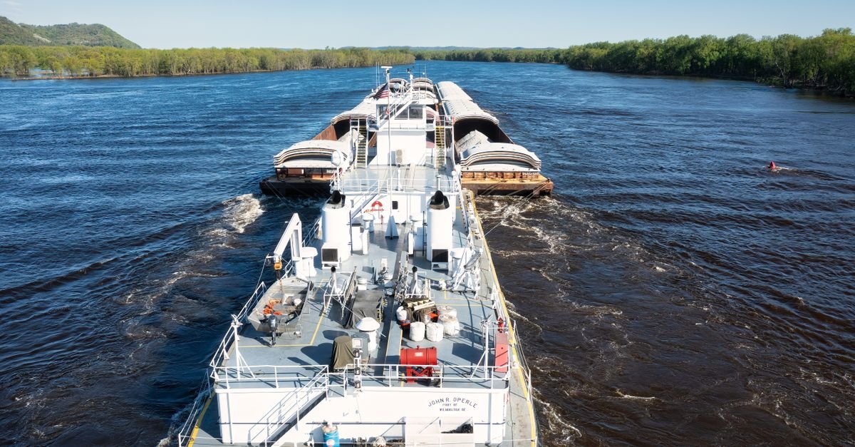 Hydrogen Shipping Venture Struggles Despite Operational Vessels