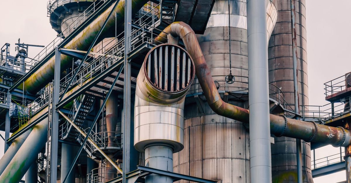 Indian crude oil basket surges eleven percent amid shipping disruptions