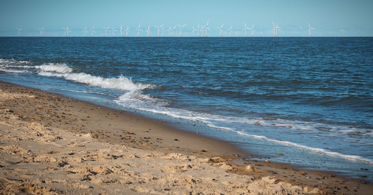 Gazelle Tests Floating Platform for 18 MW Offshore Turbines
